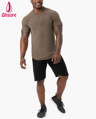 Lightweight Comfort T Shirt Men Gym Fitness Sportswear Poly Blend Fabric 2022 New Fashion Seamless Stretch Cotton Gym Clothes